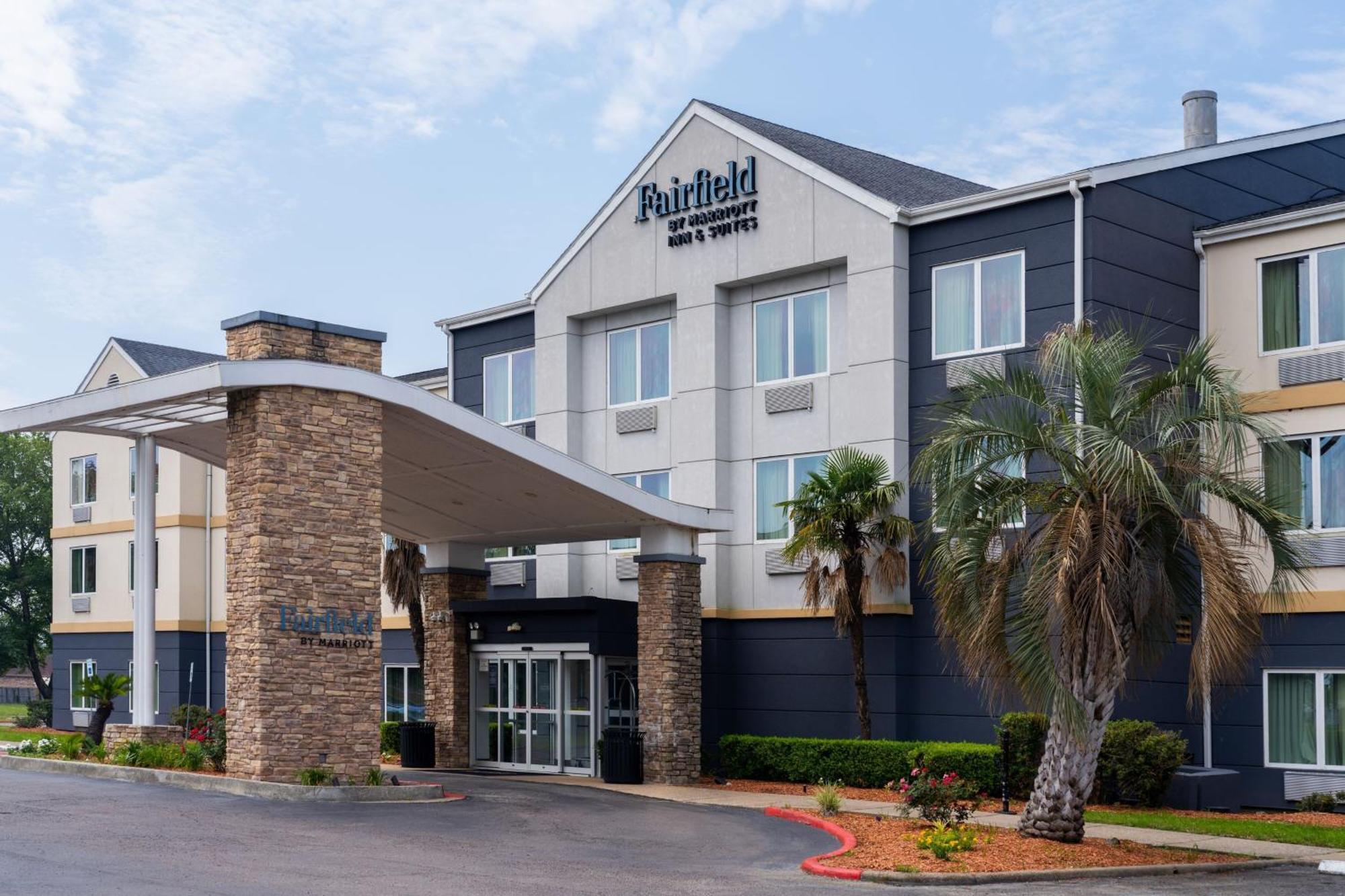 Fairfield Inn & Suites Beaumont Exterior photo